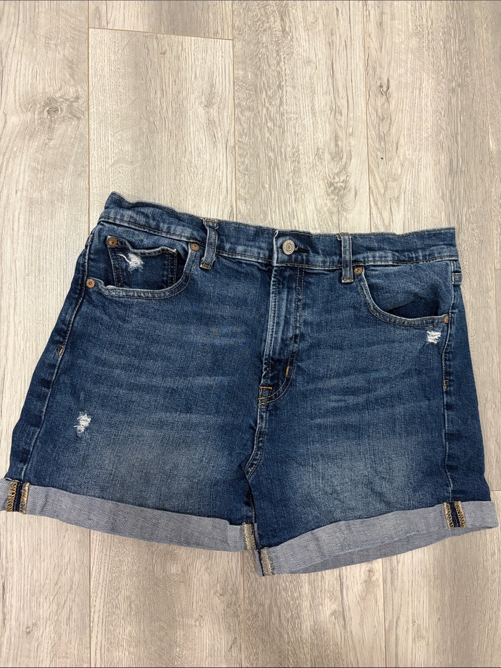 Gap - Denim Shorts - High Rise 4” - Size 10 / 30